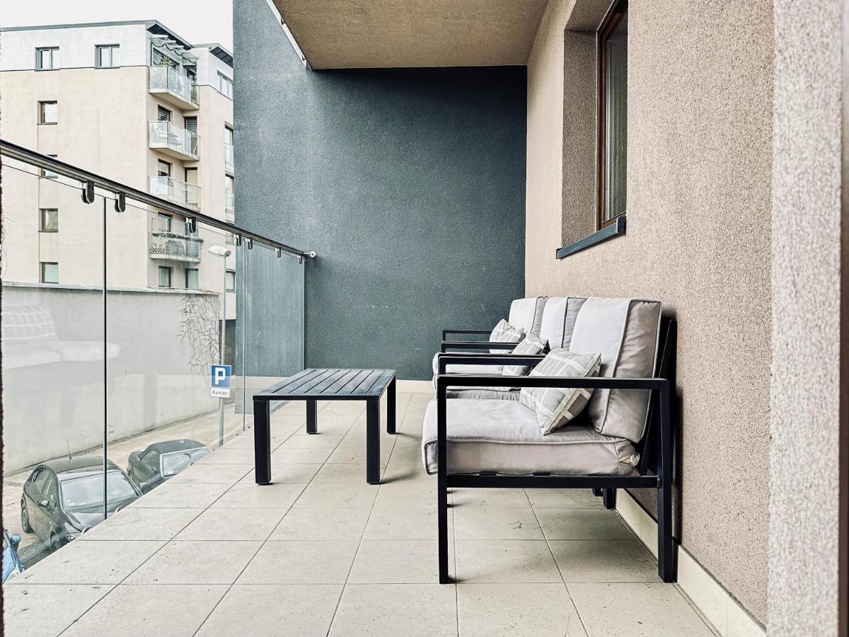 Cozy Apartment In Old Chocolate Factory Cracovie Extérieur photo